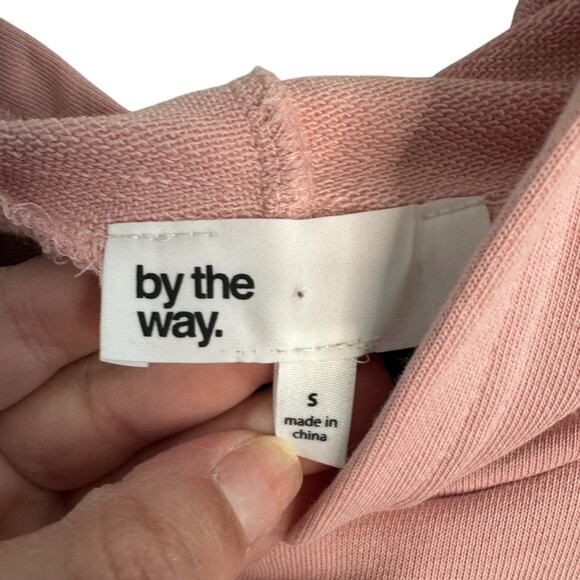 By The Way Delia Rose Pink Cold Shoulder Sweatshirt Hoodie Dress NWT - Picture 4 of 11